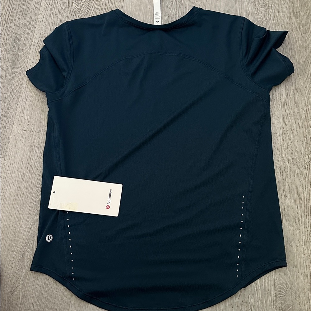 Lululemon Navy Blue Athletic Top size 6 brand new